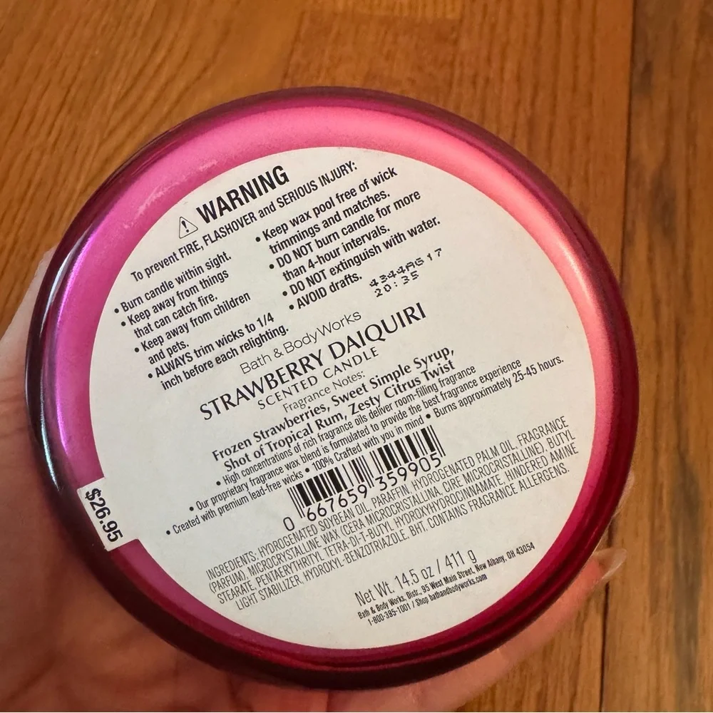 Bath & Body Works Strawberry Daiquiri Candle - Pink - Picture 3 of 3